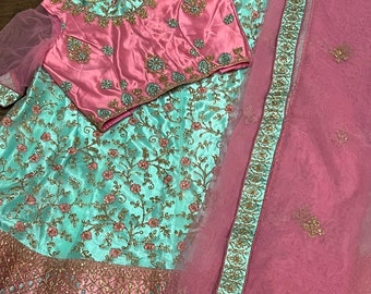 Lehegna Set - Net embroidery Lehegna with Croptop