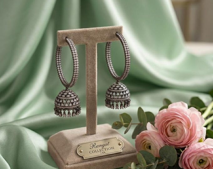 different fashion Earrings