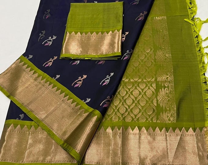 Handloom Pure Silk  Kanchipuram Silk Saree With Contrast Unstitched Blouse