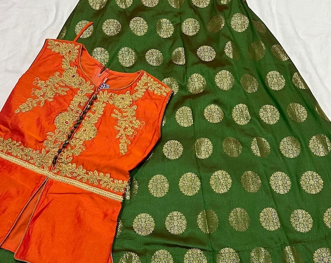 Girls benarus silk lehegna with Embroidery Thread Work Choli  size 28-34 chest and 32-36 waist (Ideal 8-14 year old girls)