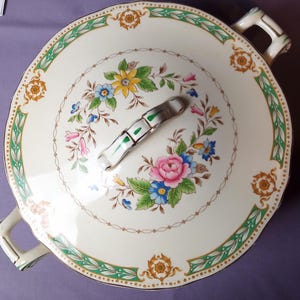 Antique Grindley Cream Petal Covered Serving Bowl England