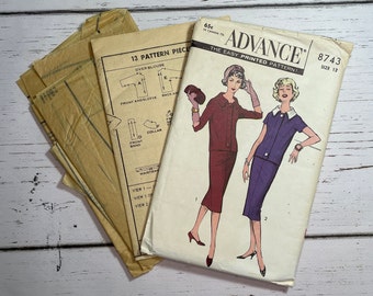 Advance 8743 - Size 12 Bust 32 - Cut, Complete Vintage 1960's Sewing Pattern - Misses Overblouse with Detachable Collar and Slim Skirt