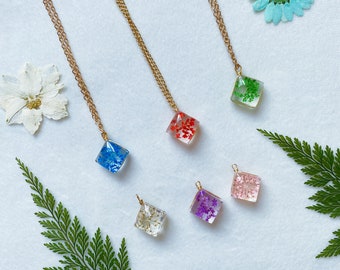 Collar de cristal de encaje de la reina Ana seca real, regalo único para ella, joyería de flores prensadas, collar de flores prensadas reales, regalo de mujer, envío rápido