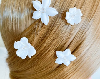 5pcs Bridal White Clay Flower Hair Pins,Wedding Style Pins,Bridal Hair Accessories,Gold Hairpin,Wedding Hair Clip,Hair Jewelry,Floral Pin
