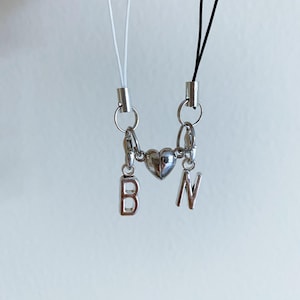 Pingente de telefone magnético personalizado em forma de coração, chaveiro combinando, conjunto de presente para casais combinando, melhores amigos, aniversário, presente fofo, namorada/namorado