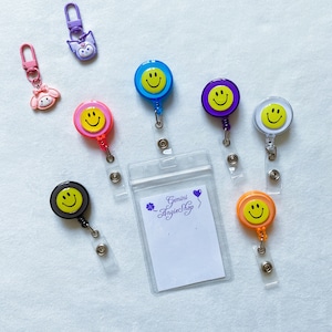 Leuke intrekbare ID-badge haspel, kawaii intrekbaar, arts/verpleegkundige/leraar/student badge haspel clips, RN ID-houder, sleutelkaart, medisch cadeau