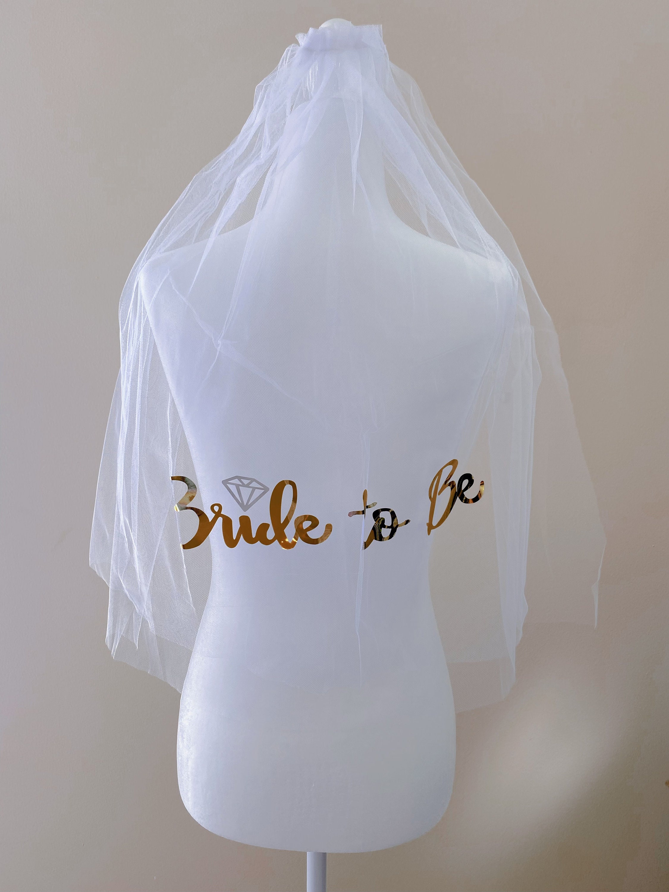 ?Women White Sash Veil Bachelorette Party Bridal Shower Decorations Bachelorette Party Veil main image 2