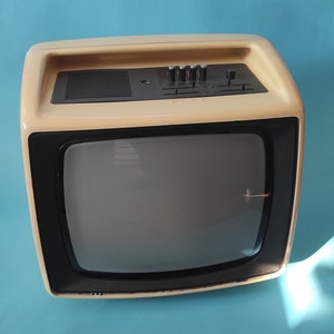 Vintage Iskra Portable TV: Beige Retro Television, 1980s Decor