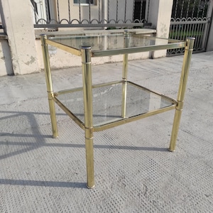 Vintage Italienischer Couchtisch: Vergoldetes Metall & Glas, MCM Design