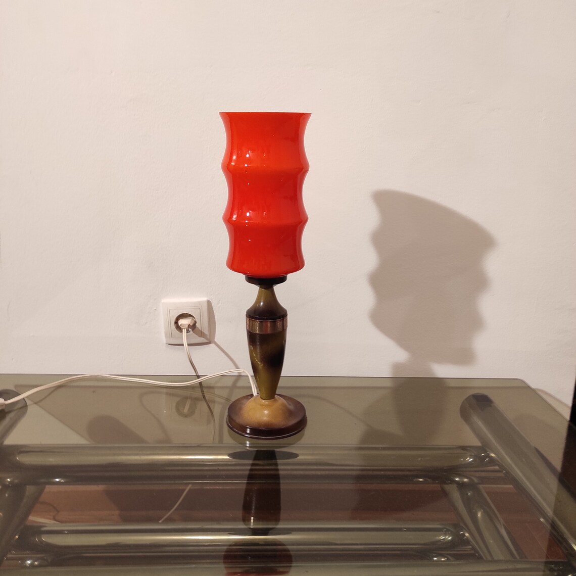 Vintage Orange Glass Table Lamp: Mid-Century Modern Space Age Design, foto 3 di 5