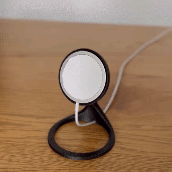 iPhone MagSafe Stand - 3D model