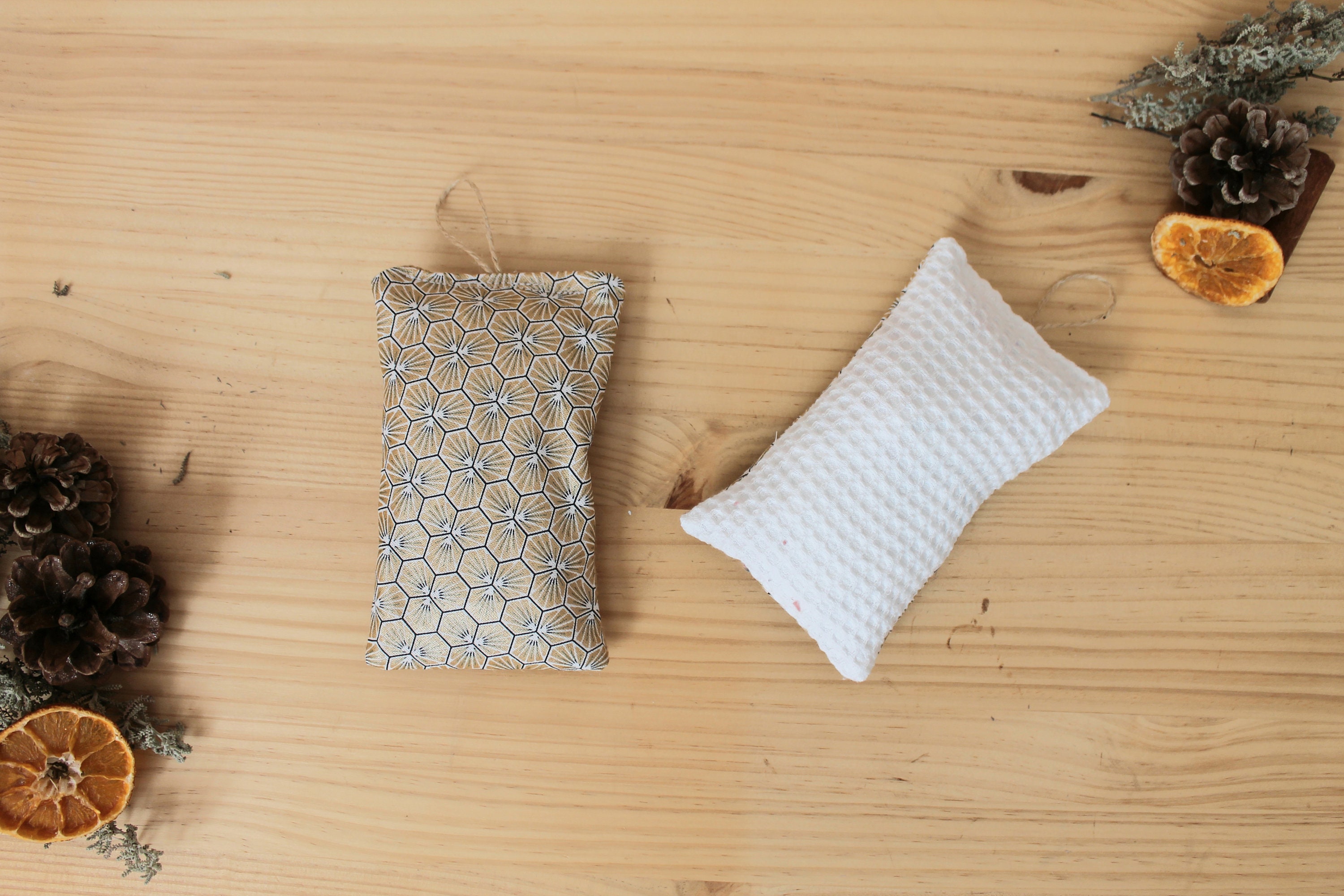 Lot de 2 Éponges Lavables Coton et Toile Jute Hexagones Dorés