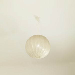 Extra large Cocoon Big Ball ceiling lamp in very good original vintage condition