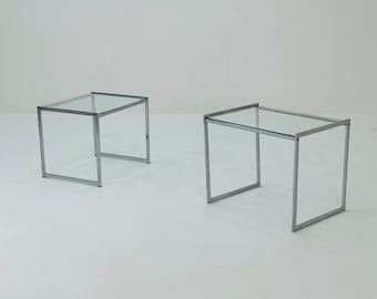 Set of tow Bauhaus side tables / bar tables in chrome and glass Italy 1970s