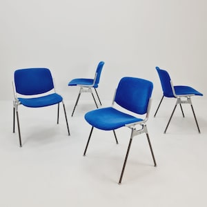Set of 4 Italian Mid-Century Modern DSC Chairs by Giancarlo Piretti for Castelli / Anonima Castelli, 1970s