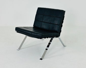 Mid century leather lounge Euro chair by Hans Eichenberger for Girsberger - 1960s Switzerland
