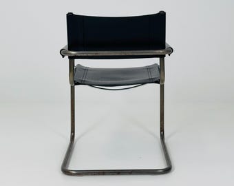 ミッドセンチュリー バウハウス B34 黒革カンチレバーチェア、Mart