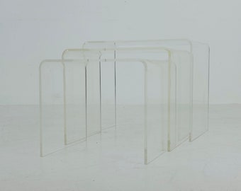 Mid-Century nesting tables made of acrylic glass, Italy, 1970s, set of 3