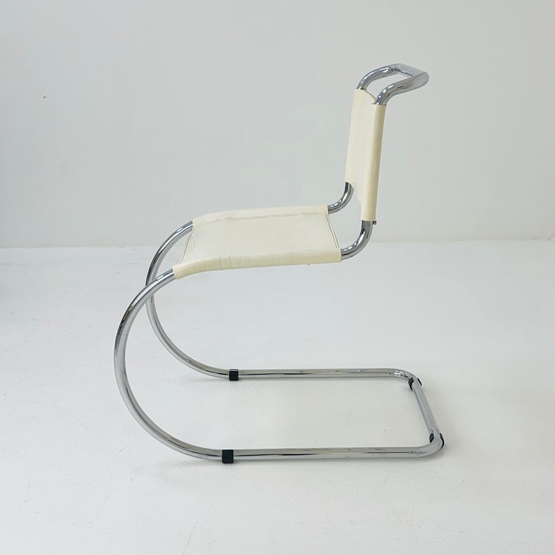 Cantilever MR10 vit stol av Ludwig Mies van der Rohe Italien, 1980-talet bild 3