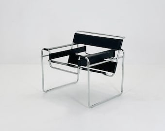 Mid century black B3 armchair WASSILY by Marcel Brauer, 1990s Italy