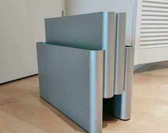 Porte-revues noir moderne du milieu du siècle avec 4 compartiments par Giotto Stoppino pour Kartell, modèle 4676 des années 1970, fabriqué en Italie