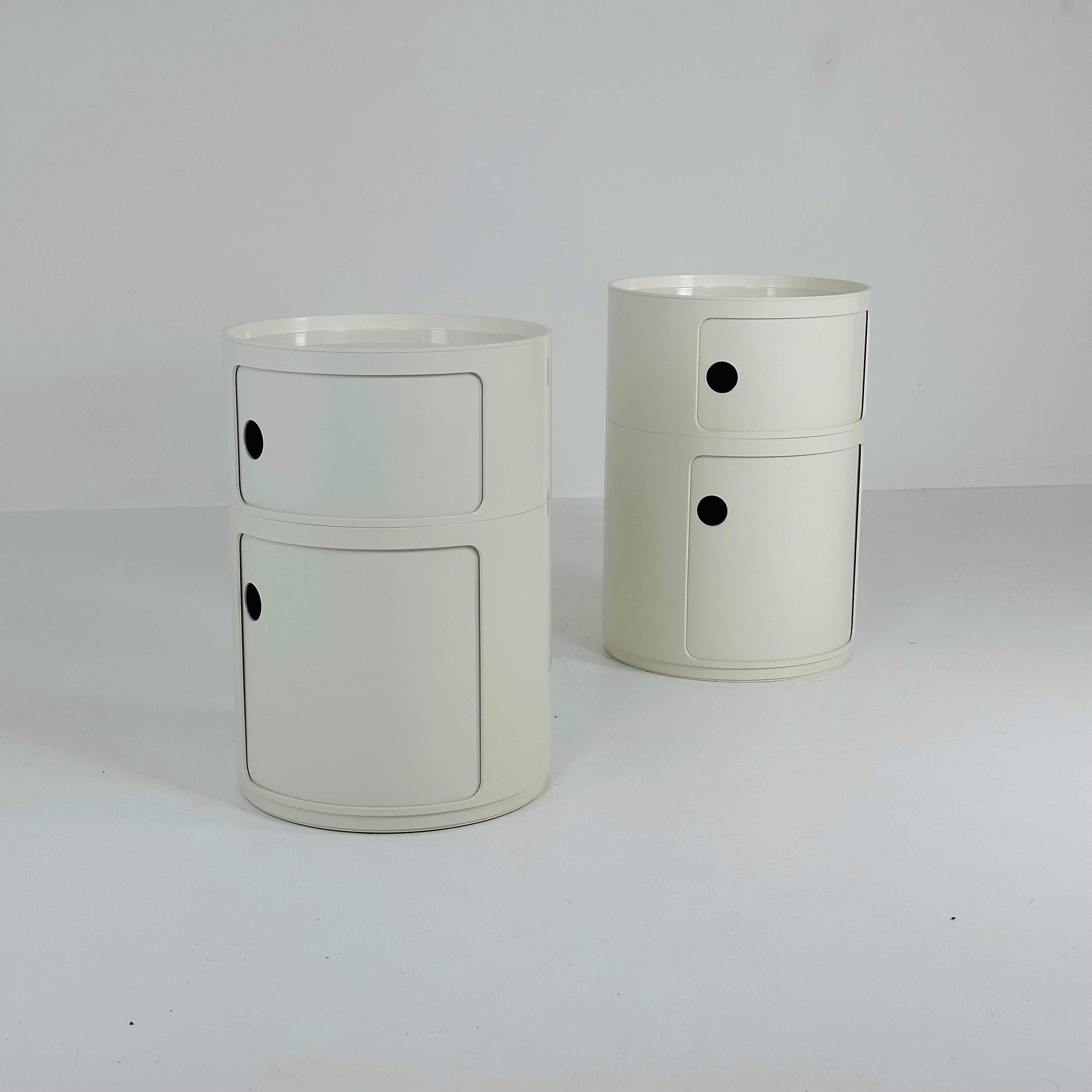 Set of 2 Anna Castelli for Kartell - Cabinet Side Table Set of 2 Anna Castelli for Kartell - Cabinet Side Table
