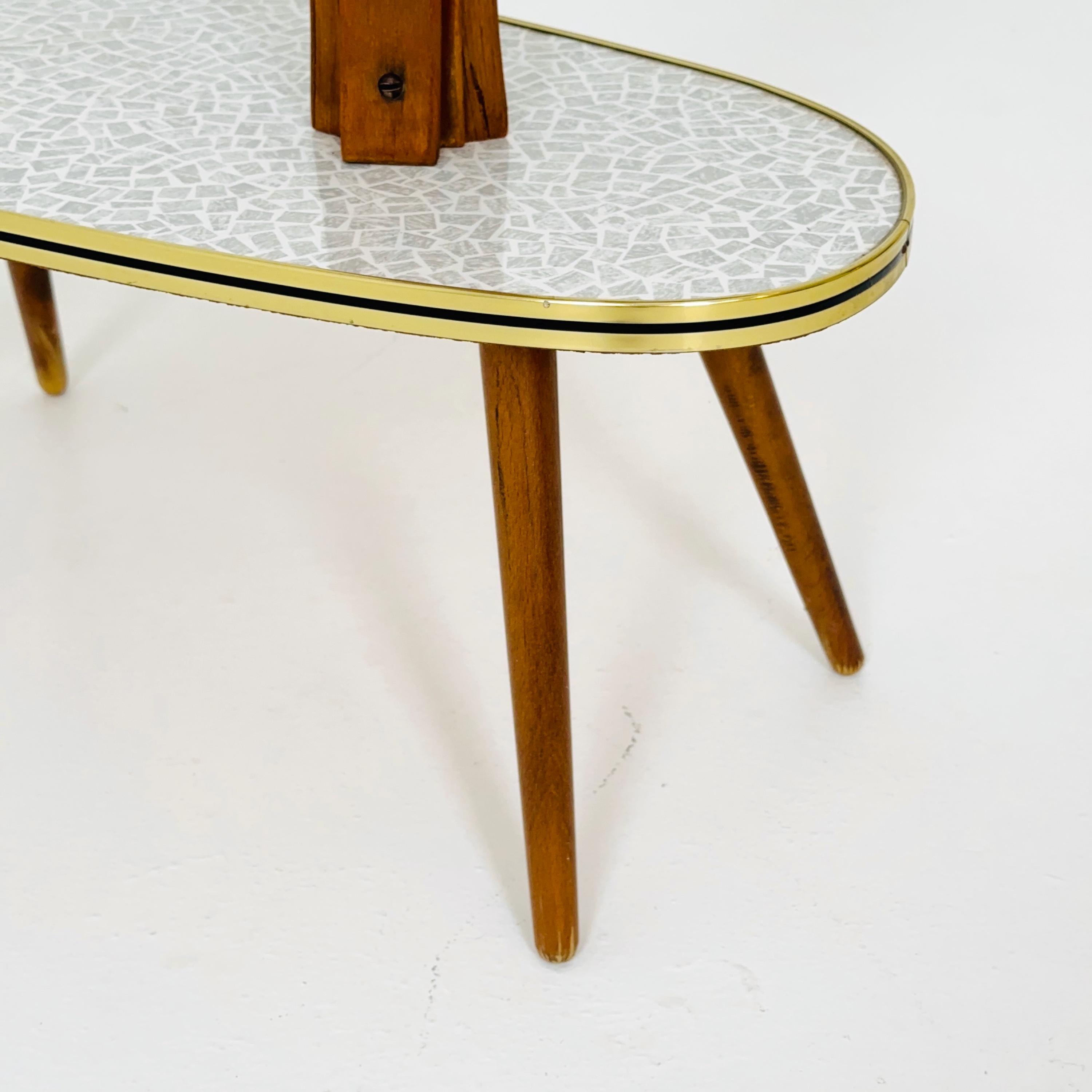 希少なミッドセンチュリードイツ製プラントスタンド – 1960年代の