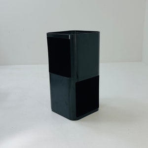 Carrito de servicio cuadrado Componibili, diseño espacial negro, de Anna Castelli para Kartell (Italia, década de 1960, modelo 4970)