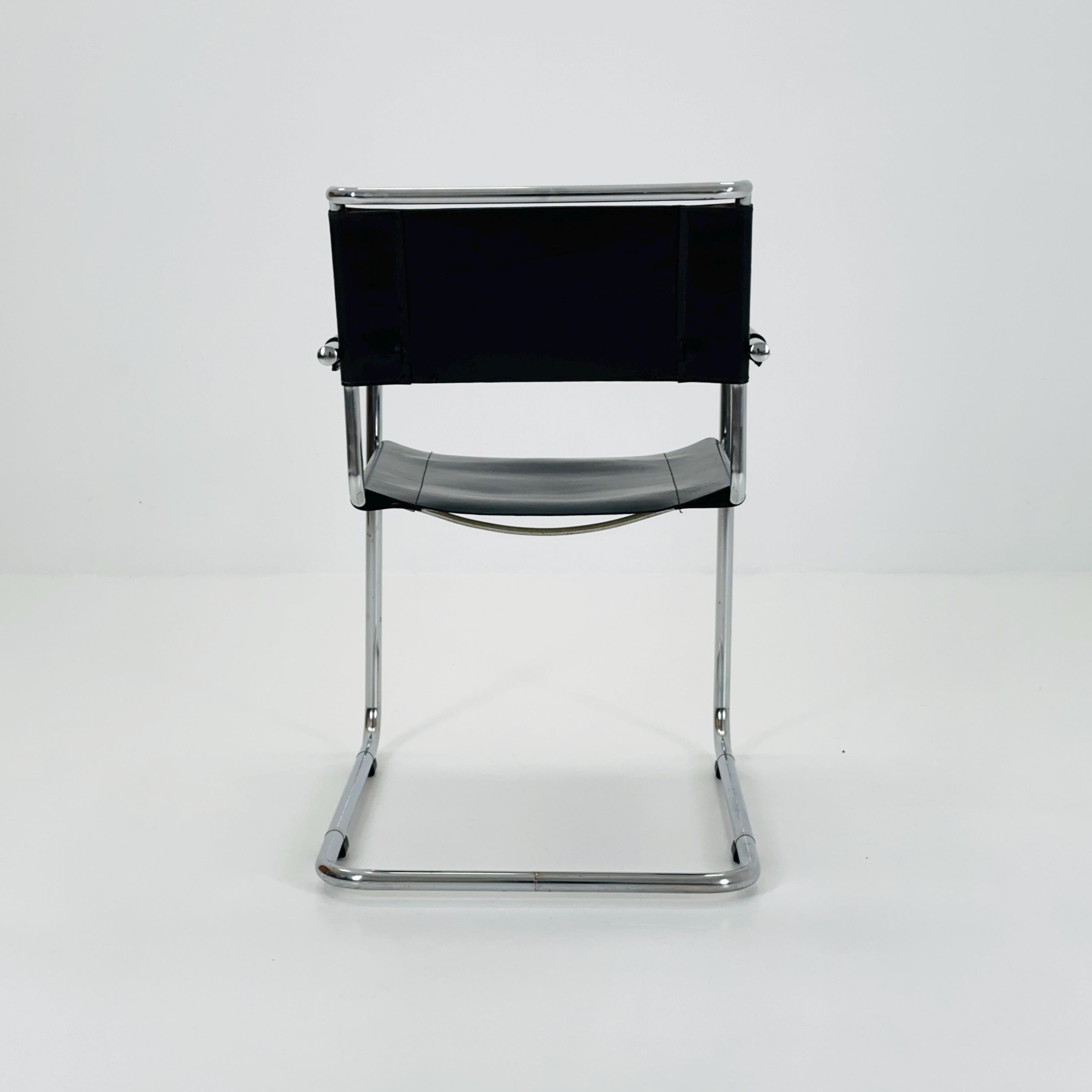 ミッドセンチュリー、ブラックレザーS34カンチレバーアームチェア