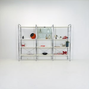 Minimalistiskt vitt stående modulärt hyllsystem Niklas BY Rutger Andersson för IKEA Sverige 1980-tal