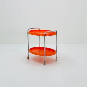 スペース エイジ オーバル ヴィンテージ オレンジ プラスチック クロームメッキ バー カート/トロリー 1970 年代、イタリア