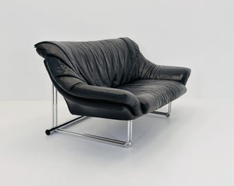 Divano a due posti in pelle nera in stile Bauhaus di metà secolo, Italia anni '80