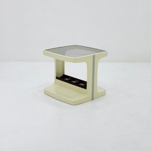 スペース エイジ プラスチック ガラス トップ ミニバー by Marc Held フランス 1970 年代の Prisunic のために開催
