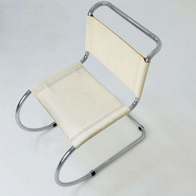 Cantilever MR10 vit stol av Ludwig Mies van der Rohe Italien, 1980-talet bild 9