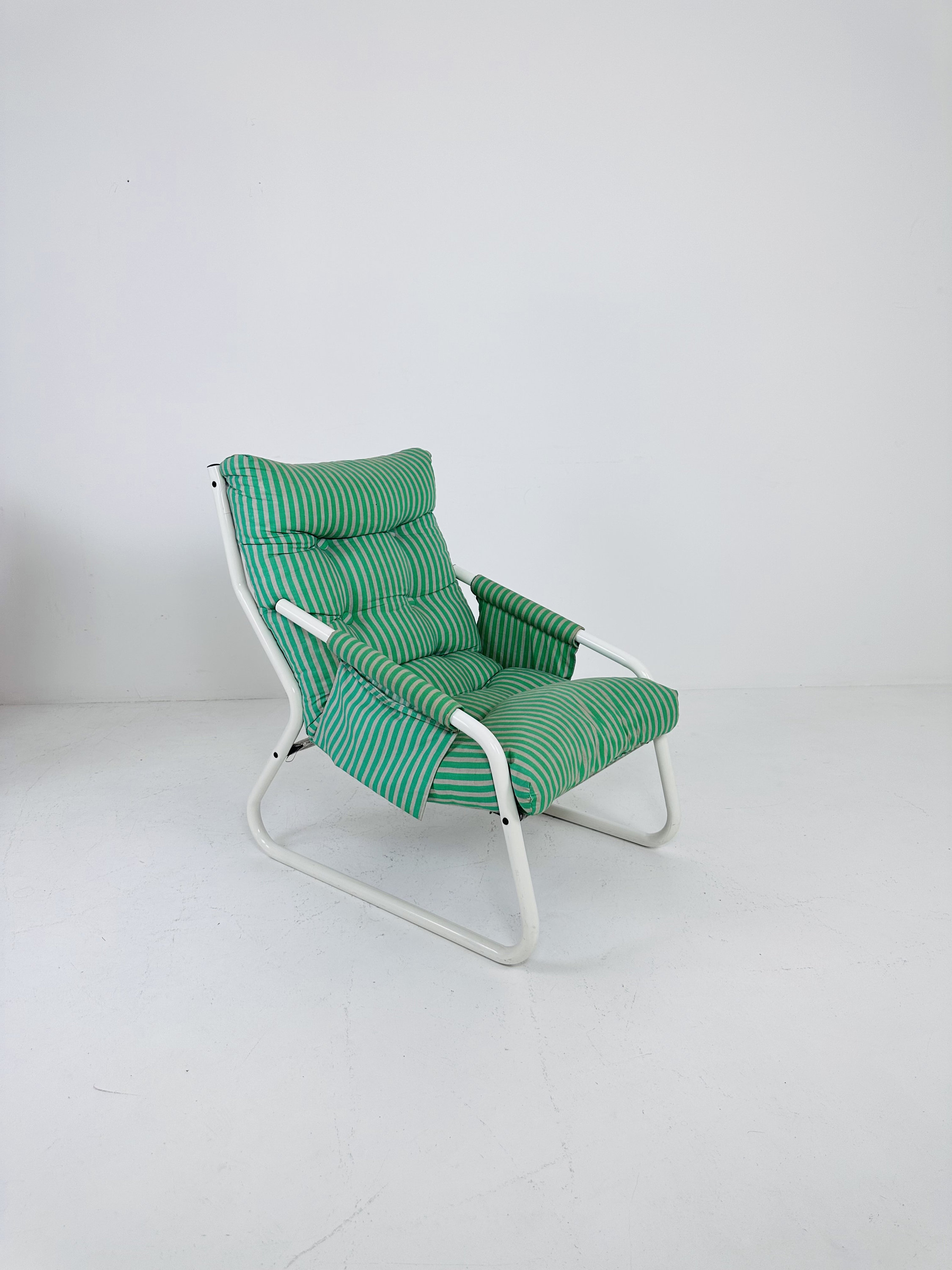 椅子 vintage 90's Postmodern Chair Vintage Ikea Lounge Chairs | Klackbo | 90s | Postmodern