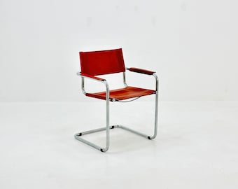 Mid Century Cognac Marcel Breuer -style  Mart Stam S34 armchair / Bauhaus design  / 1980s