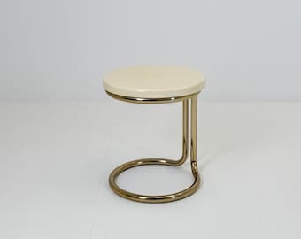 Taburete blanco Poly de mediados de siglo, diseñado por Gian Franco Legler para Aarea, década de 1970, Suiza.