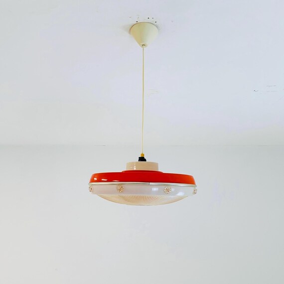 UFO ペンダントライト　スペースエイジ　ミッドセンチュリー ミッドセンチュリー ペンダント ランプ アクリル ufo スペース