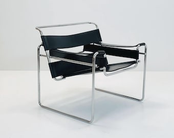 Marcel Breuer Wassily Style leather B3 Chairs 1980s Italy by Fasem