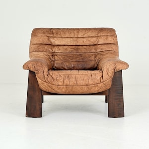 1人掛けソファ 1970s MID CENTURY LEATHER WOOD ARM CHAIR 70s Wood and Leather Chair - Etsy