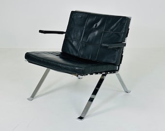 Mid century leather lounge Euro chair by Hans Eichenberger for Girsberger - 1960s Switzerland