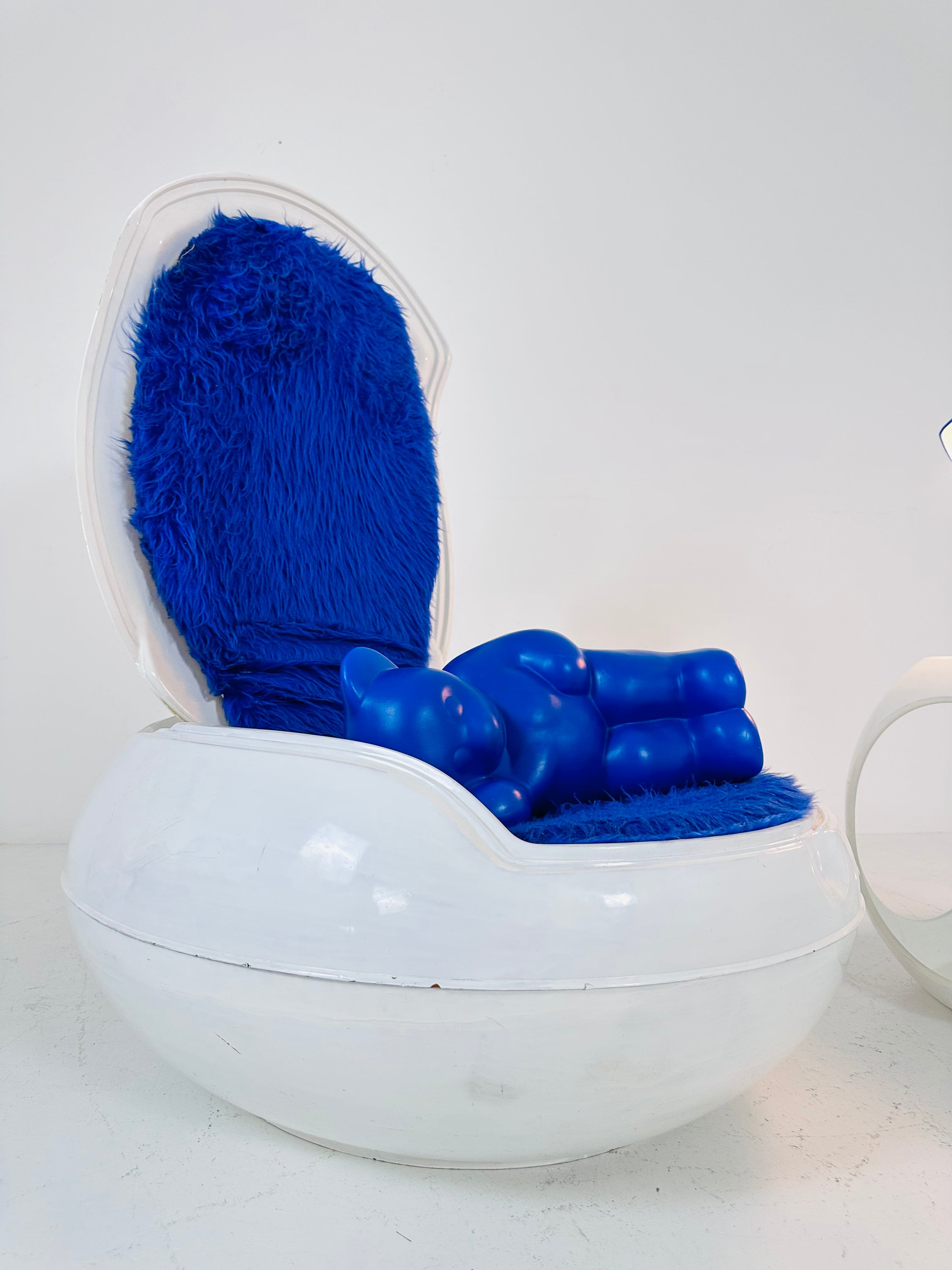 Peter Ghyczyガーデンエッグチェア。 Peter Ghyczyガーデンエッグチェア。 White Garden Egg Chair by Peter
