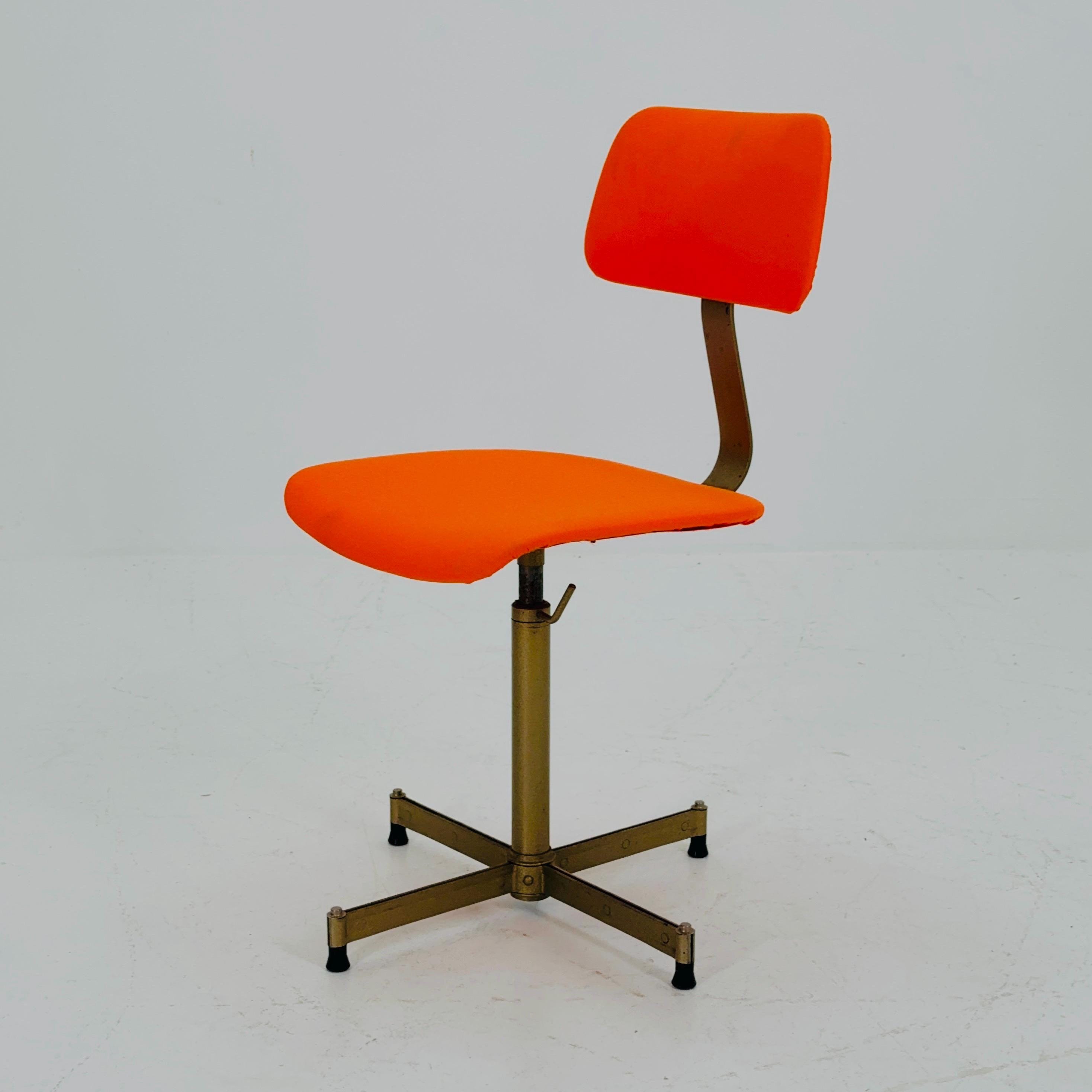 椅子 vintage USA UNIVERSAL chair 椅子 vintage USA UNIVERSAL chair 椅子 vintage USA UNIVERSAL