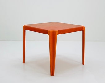 Space age fiberglass dining  table  by Helmut  Batzner for Bofinger 1970s, Germany
