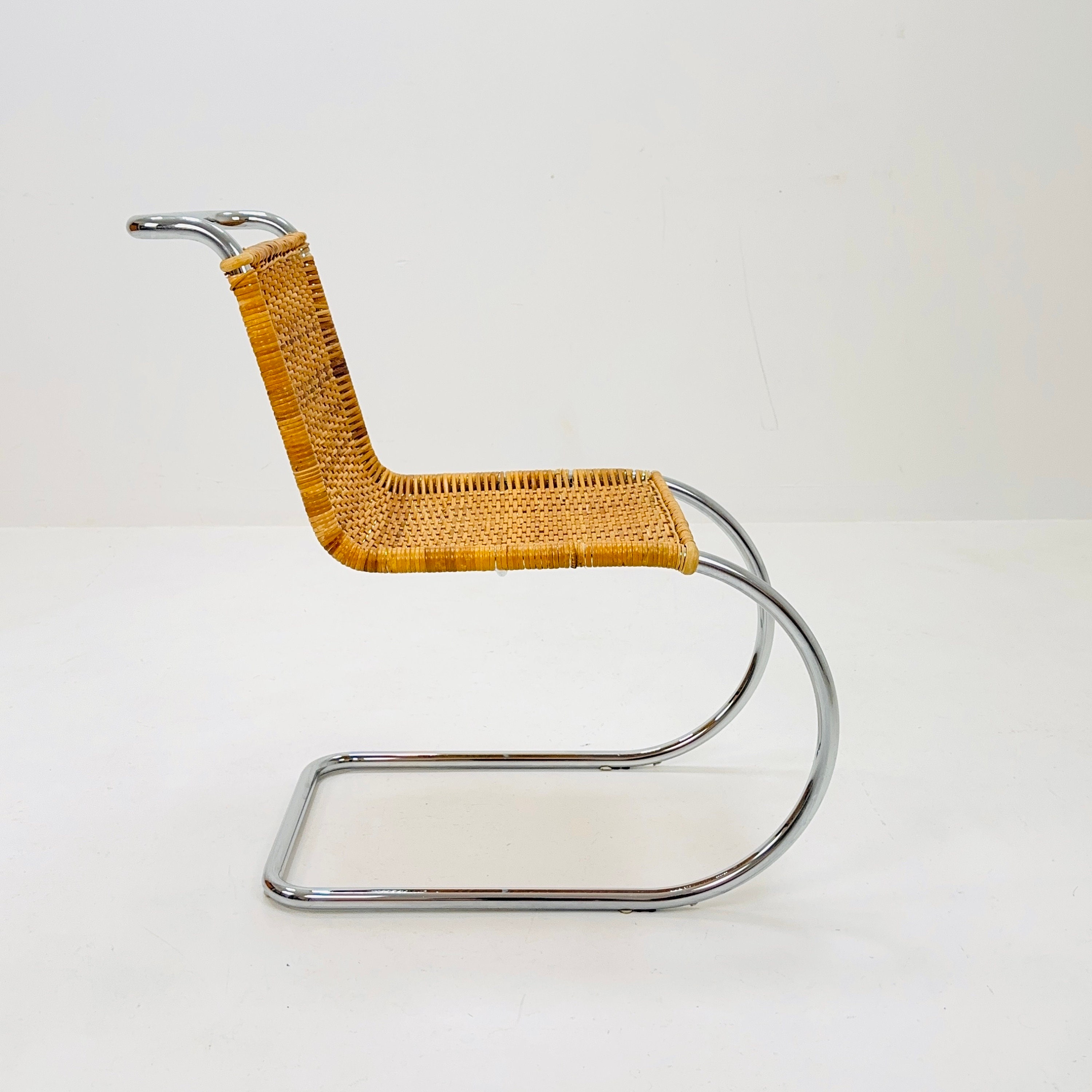 Mid Century Bauhaus B42/MR10 Rattan Easy Chair by Mies Van