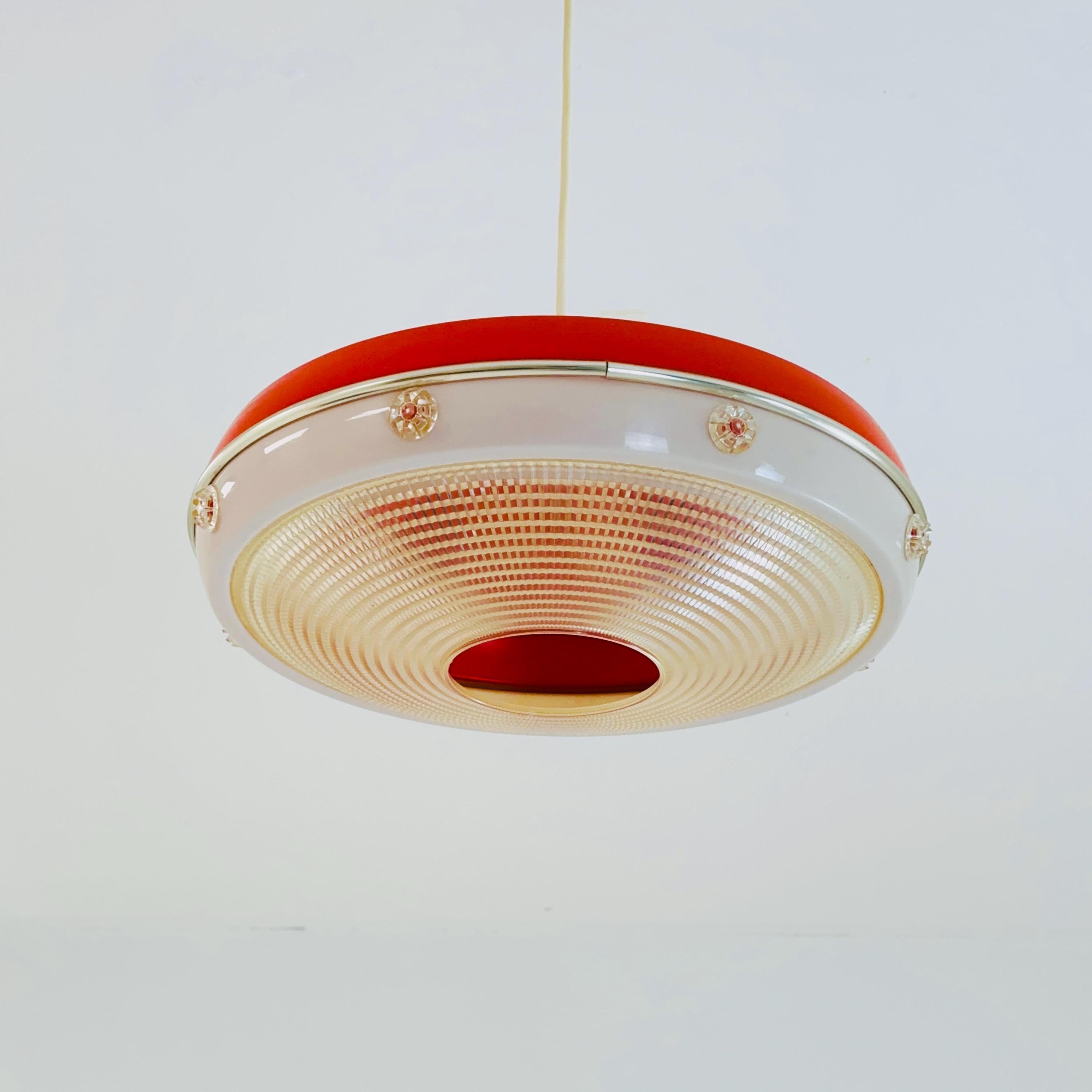 ミッドセンチュリー ペンダント ランプ アクリル ufo スペース