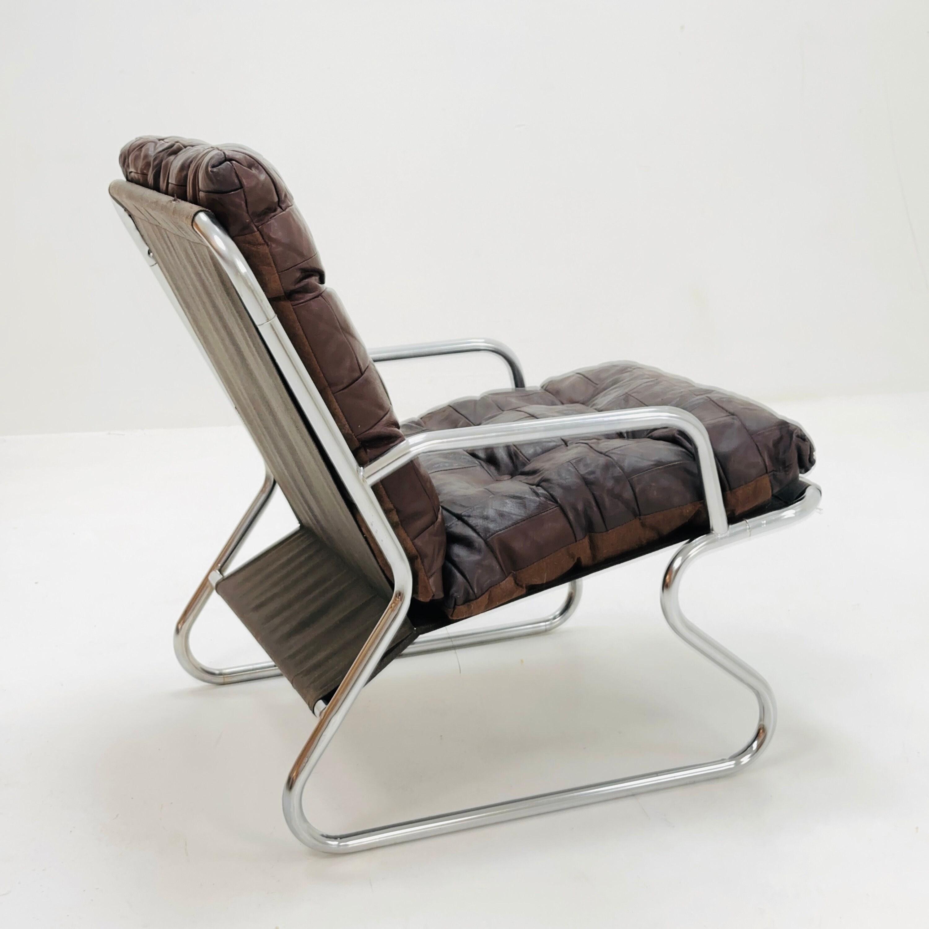 Mid-century sling brown leather lounge chair by Peter Hoyte, 1960s