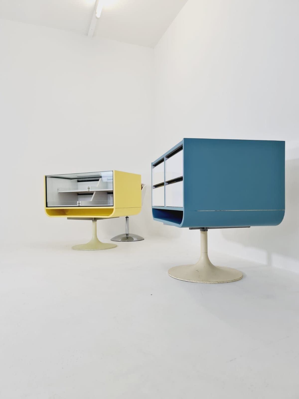 70s 80s KANZEN ショーケース ミッドセンチュリー 70s 80s KANZEN ショーケース ミッドセンチュリー スペースエイジ