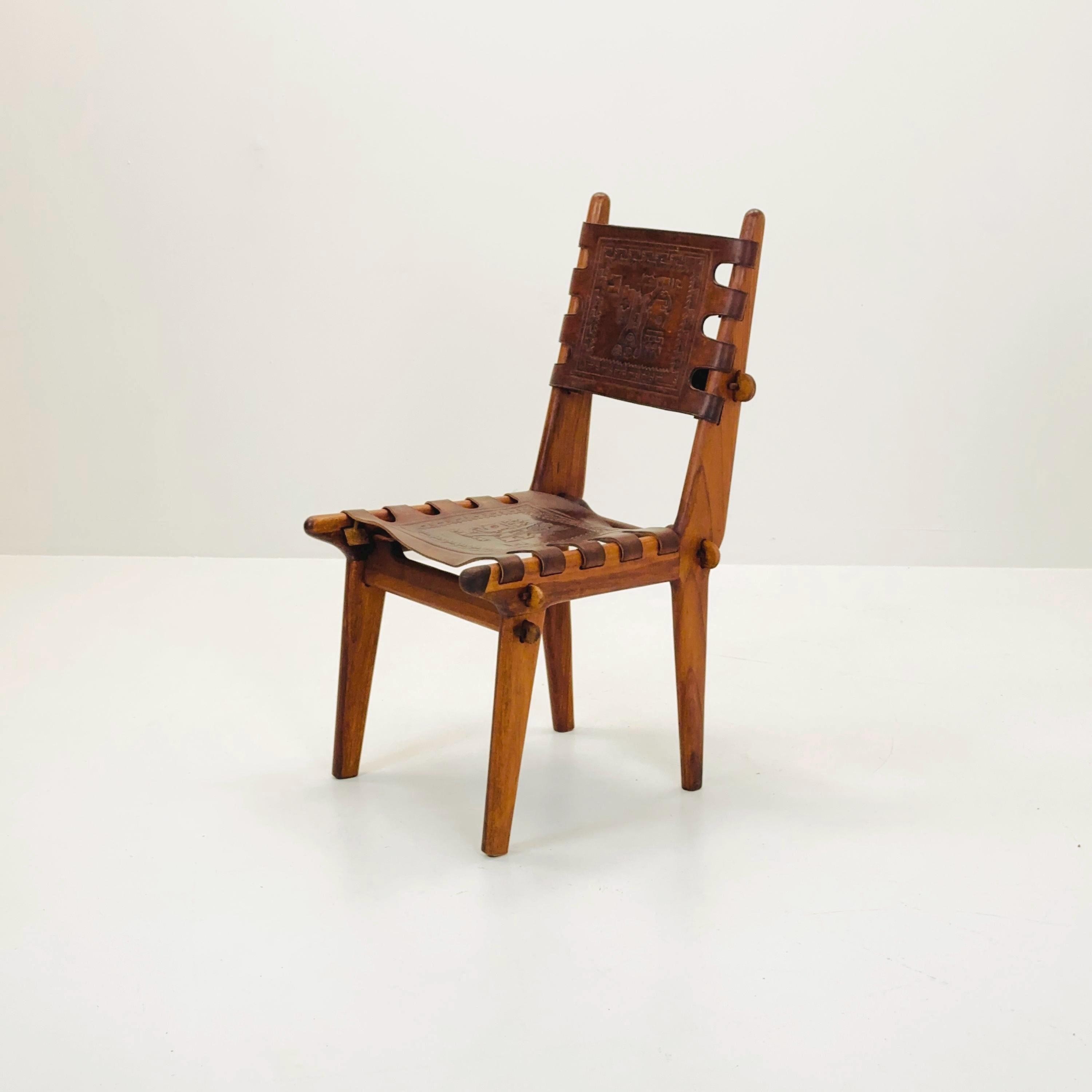 Mexican Leather Chair - 1960　ミニチュア　椅子 Mexican Leather Chair - 1960 ミニチュア 椅子 節約 Mexican Leather