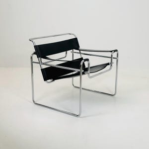 Marcel Breuer Wassily Style leather B3 Chairs 1980s Italy by Fasem